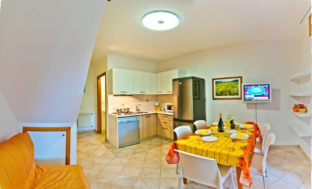 Villaggio Mare Blu Бибионе Экстерьер фото