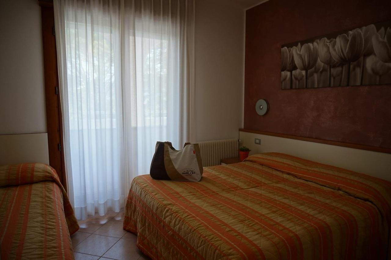 Villaggio Mare Blu Бибионе Экстерьер фото